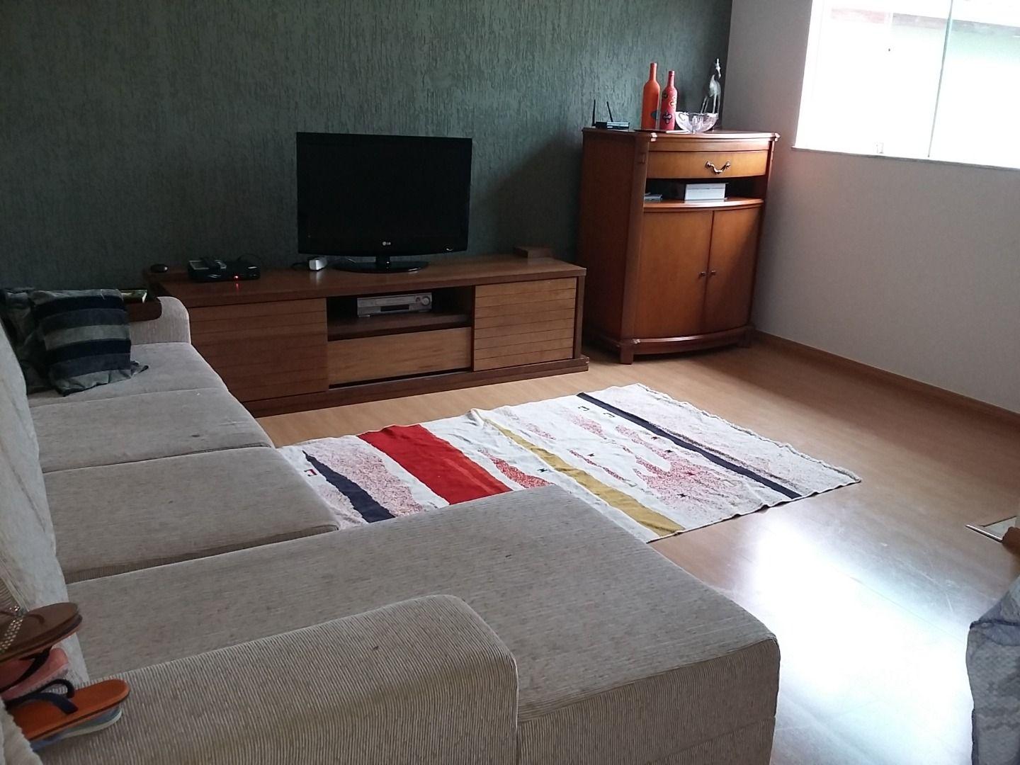 Casa de 4 quartos, 245m² no bairro São Pedro, em Juiz de Fora | Eu Corretor