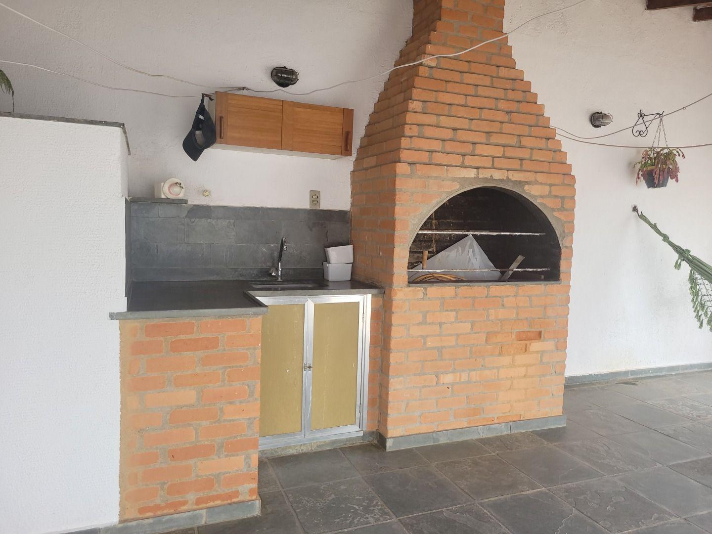 Casa de 5 quartos, 437m² no bairro Vila Ozanan, em Juiz de Fora | Eu Corretor