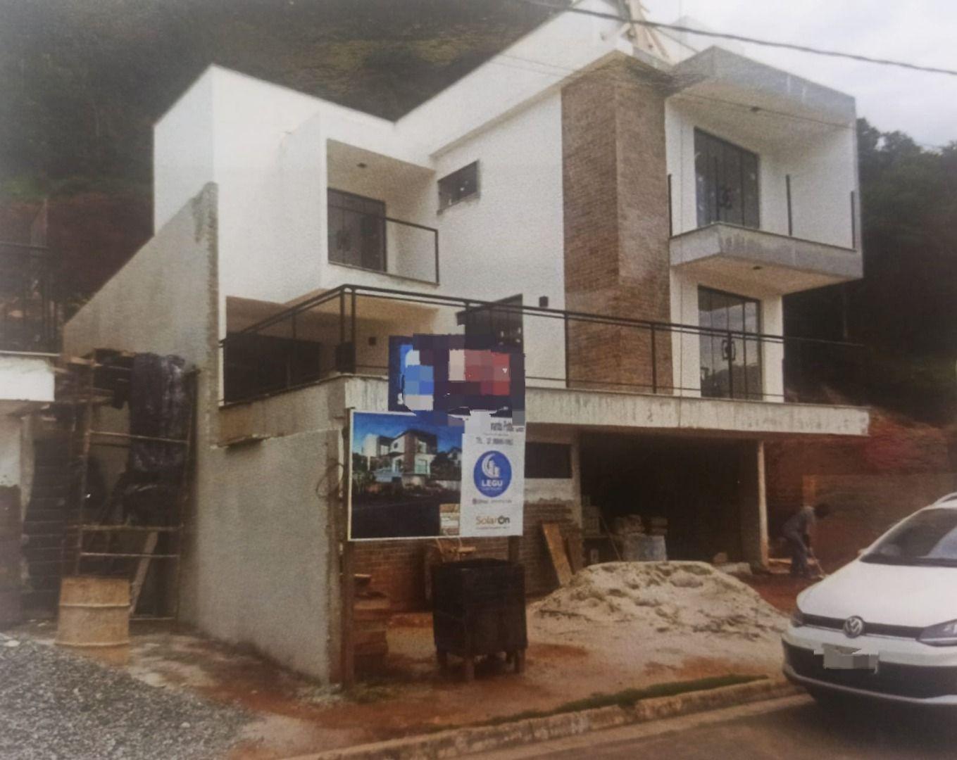 Casa de 4 quartos, 353m² no bairro Parque Guadalajara, em Juiz de Fora | Eu Corretor