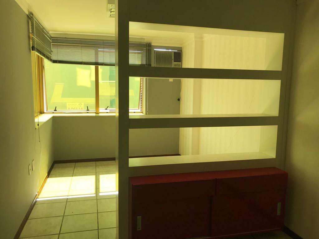 Sala Comercial de 30m² no bairro Centro, em Juiz de Fora | Eu Corretor