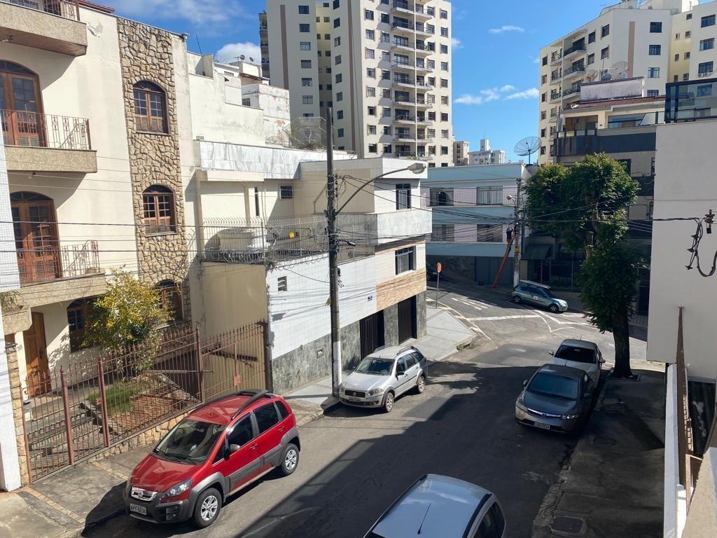 Casa de 6 quartos, 210m² no bairro Centro, em Juiz de Fora | Eu Corretor