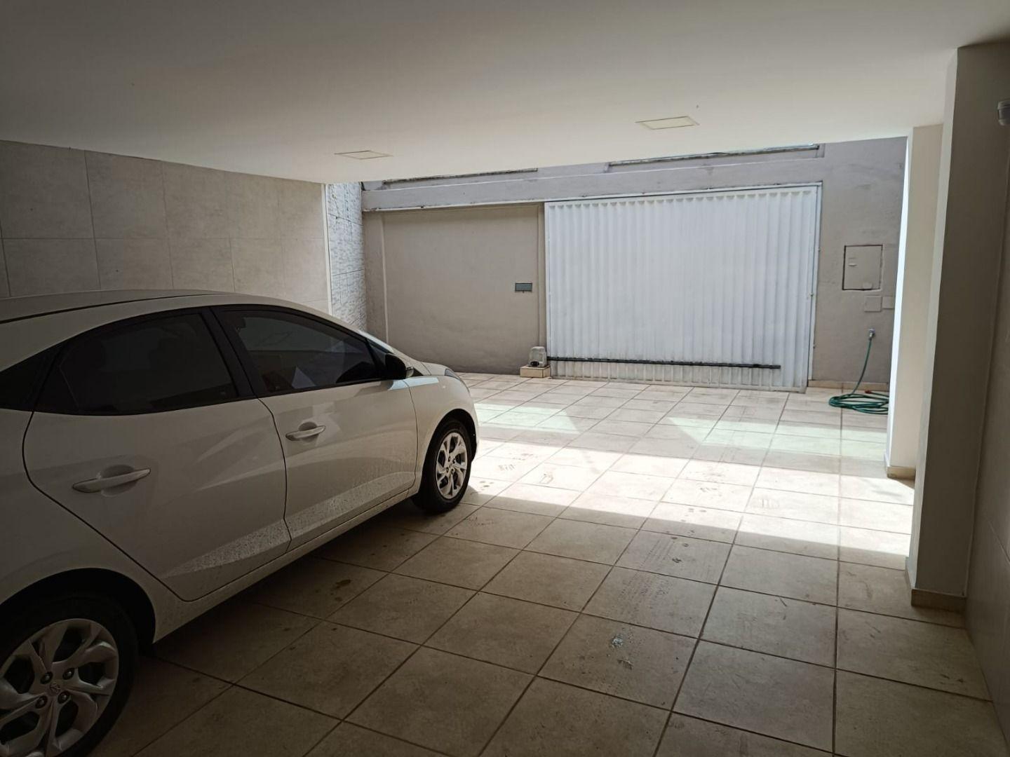 Casa, 3 quartos, 260 m² - Foto 28