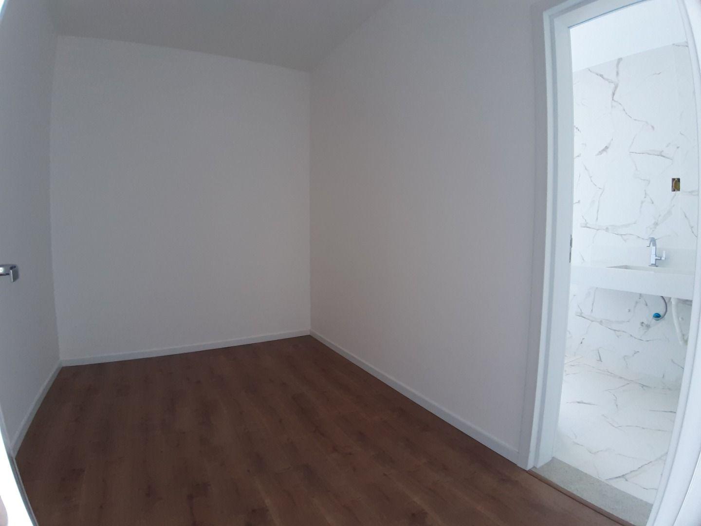 Casa, 4 quartos, 330 m² - Foto 33