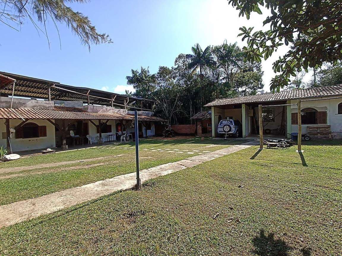 Chácara, 5 quartos, 3250 m² - Foto 2