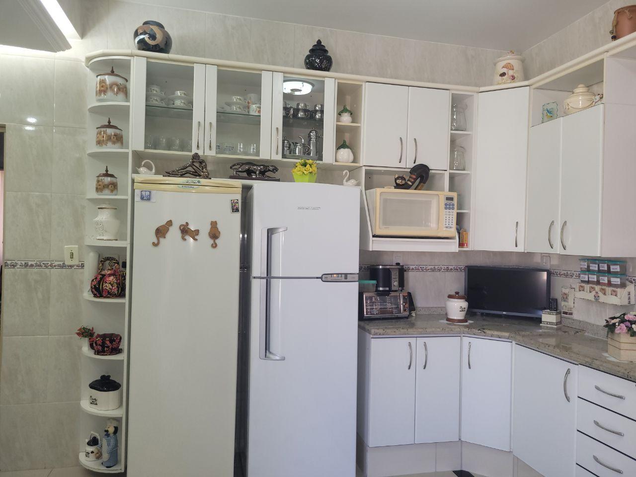 Casa, 4 quartos, 235 m² - Foto 10