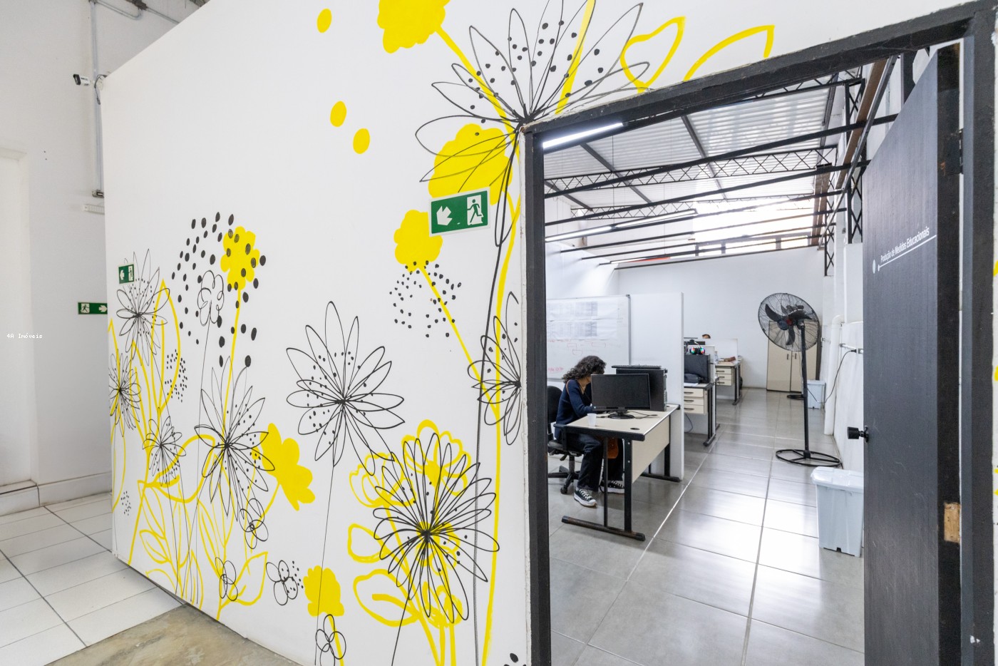 Prédio Inteiro - Foto 16